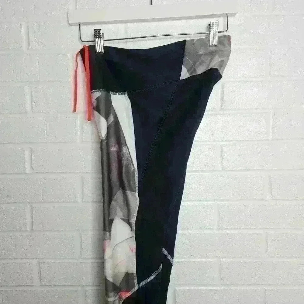 Under armour women's compression leggings geometric print size medium - Picture 5 of 14